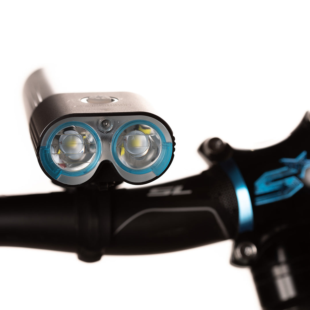 Kit lampe de poche x1800 lumens